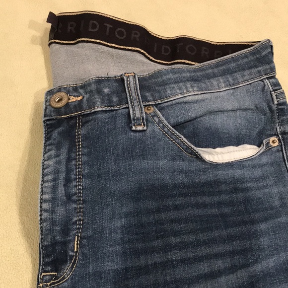 Torrid size 20R skinny jeans. - Picture 2 of 7